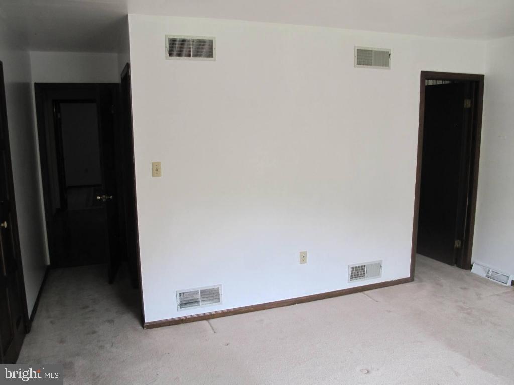 1178 Cider Press Road Manheim, PA 17545 - Photo 13 of 31 an empty room