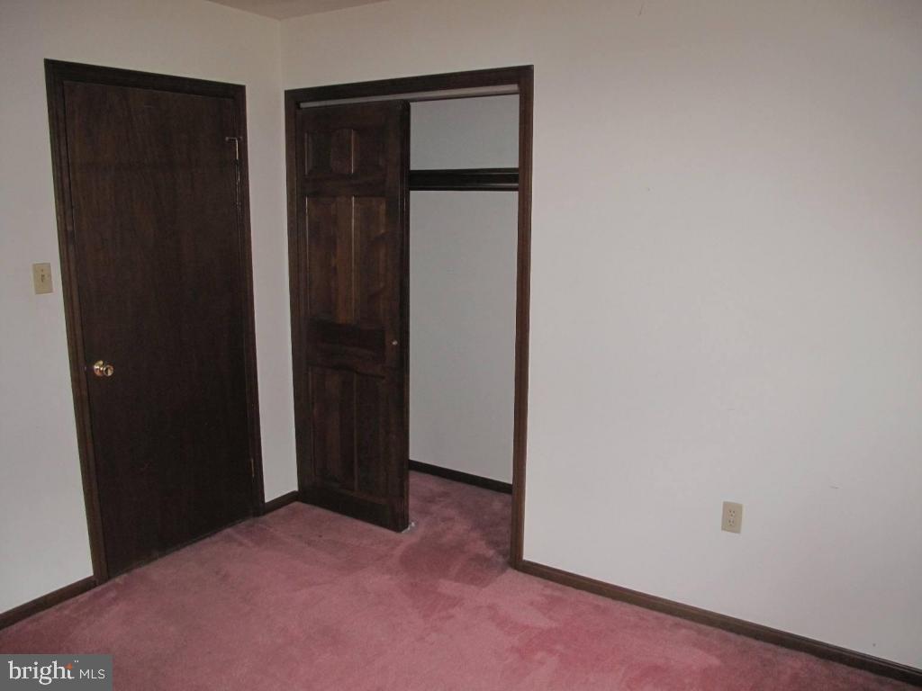 1178 Cider Press Road Manheim, PA 17545 - Photo 15 of 31 an empty room with closet