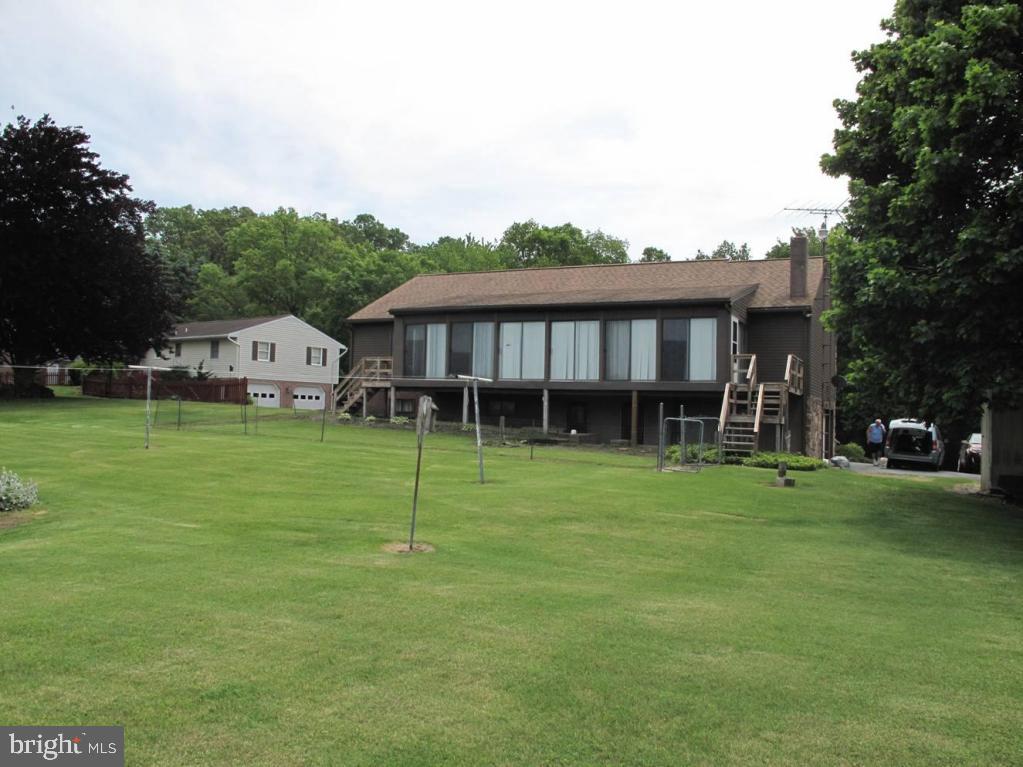 1178 Cider Press Road Manheim, PA 17545 - Photo 27 of 31 a house view with a garden space