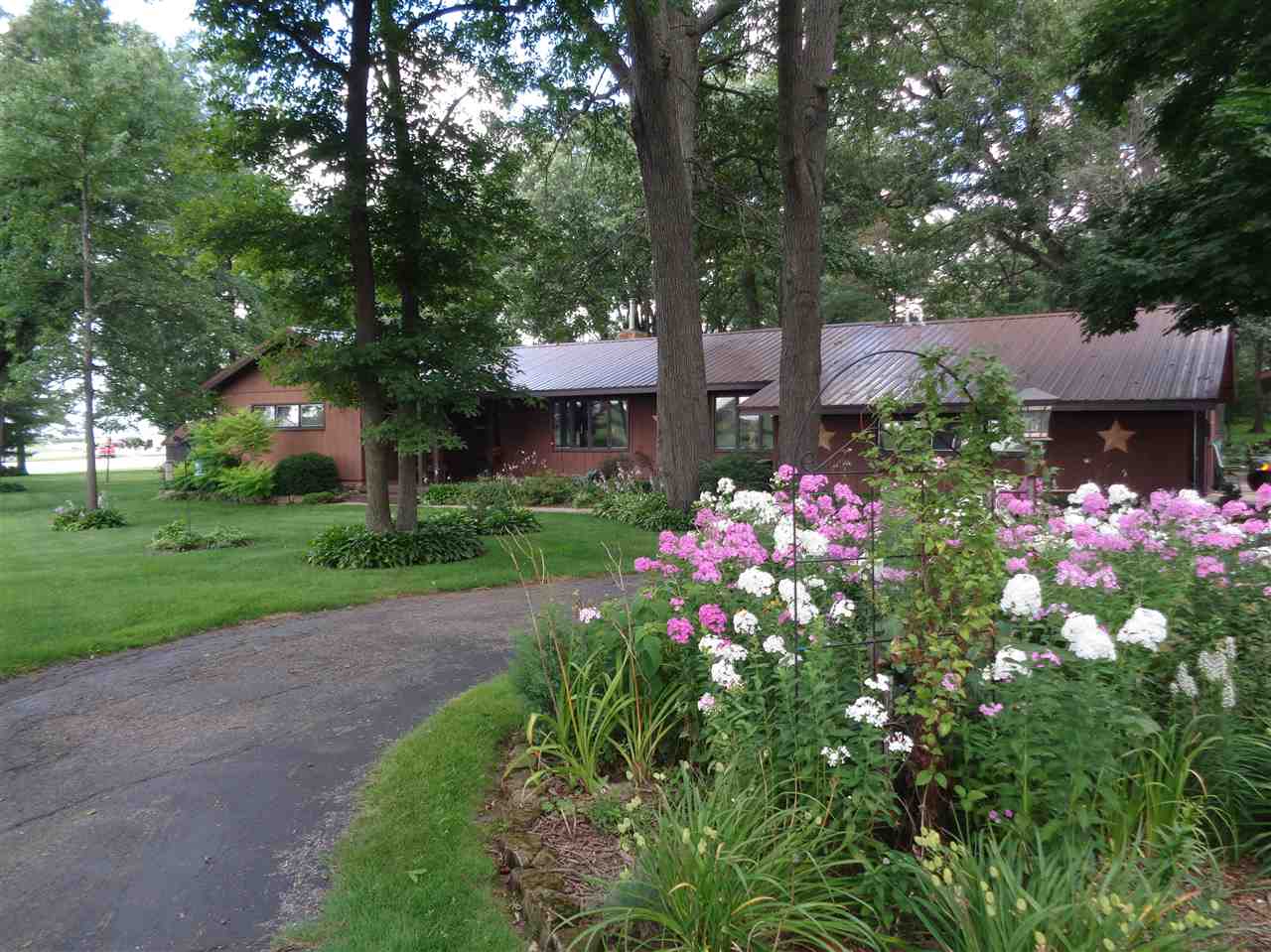 1141 Airport Road Tipton, IA 52772 - Photo 2 of 25 Gallery Image 2