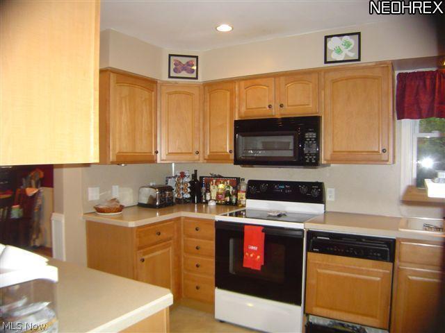 1263 Ford Road Lyndhurst, OH 44124 - Photo 9 of 25