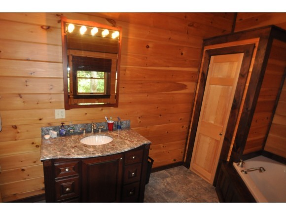 71 West Shore Road New Hampton, NH 03256 - Photo 11 of 27