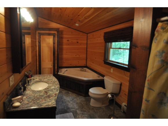 71 West Shore Road New Hampton, NH 03256 - Photo 10 of 27