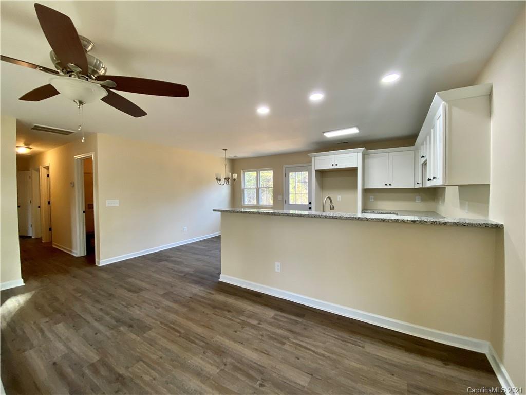 356 Giles Road McConnells, SC 29726 - Photo 4 of 23 Gallery Image 4