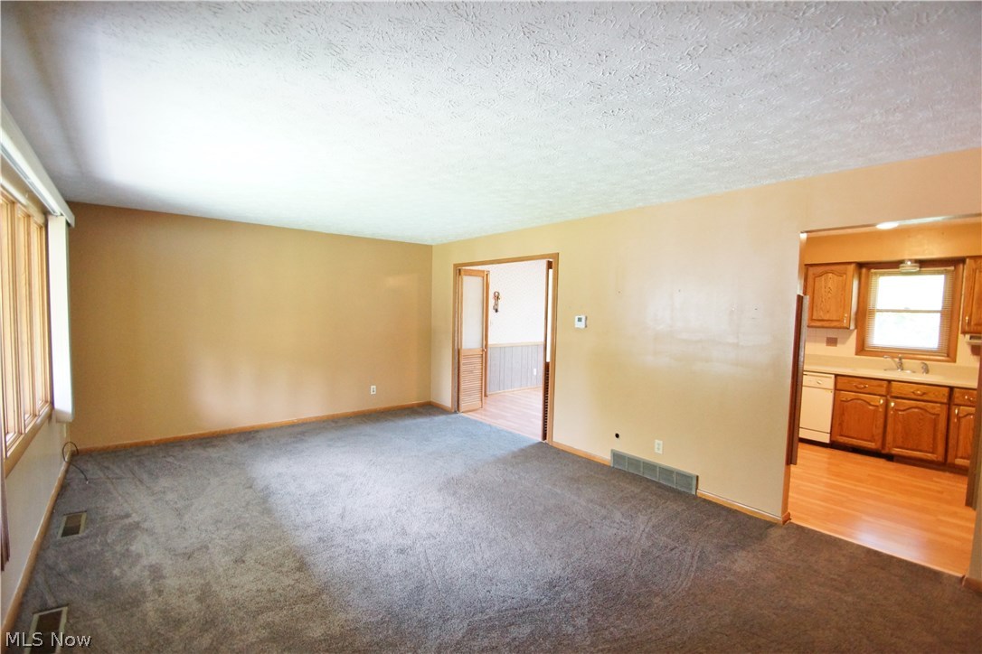 4594 Mayfair Road Uniontown, OH 44685 - Photo 24 of 33 Gallery Image 24
