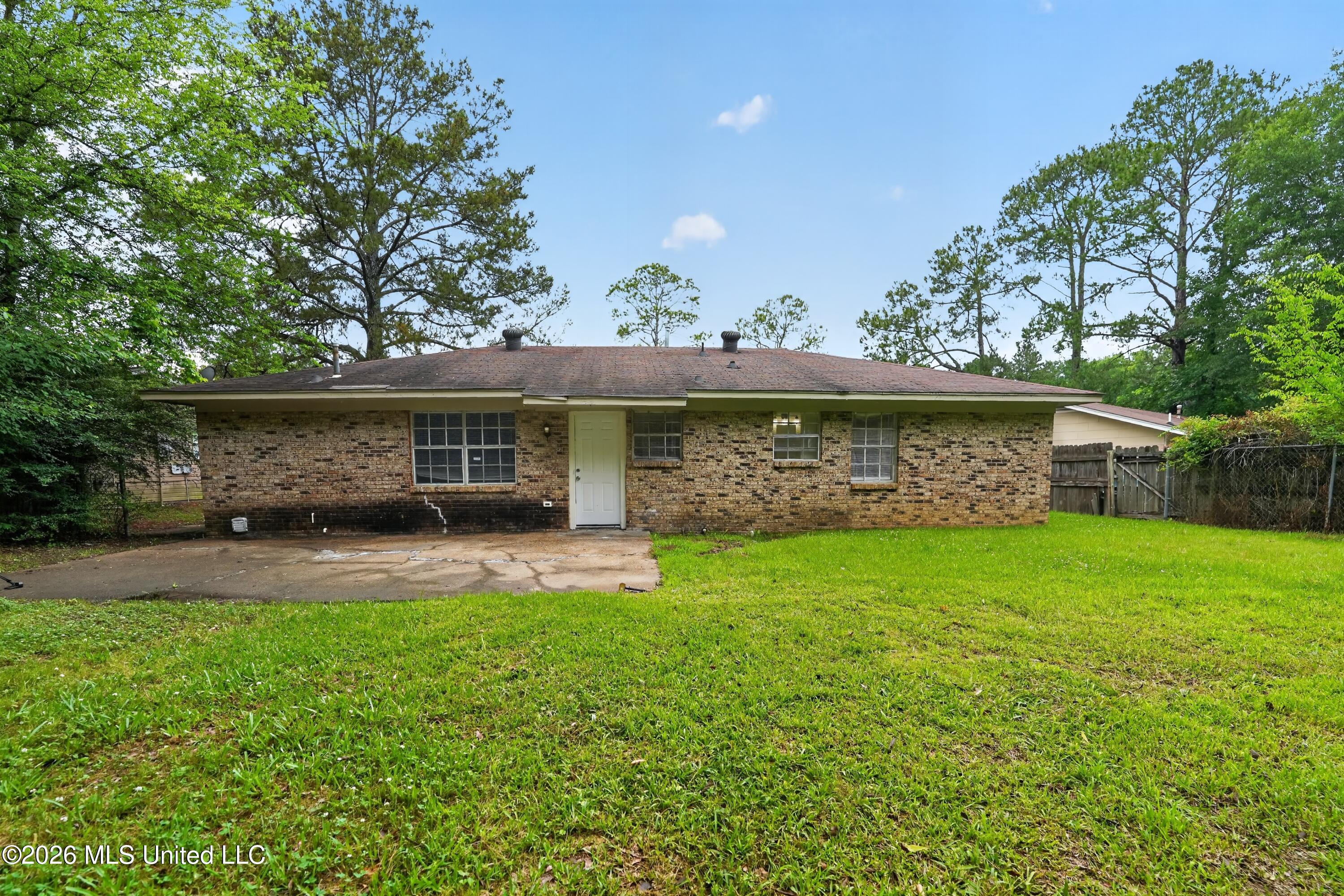 6578 Van Buren Road Jackson, MS 39213 - Photo 6 of 42 06_6578_Van_Buren_Rd-Exterior-7244