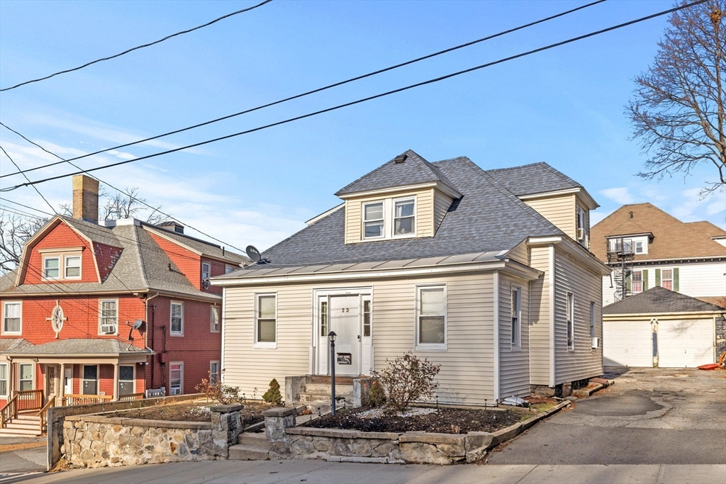 23 Summit Avenue Lawrence, MA 01841 - Photo 2 of 31