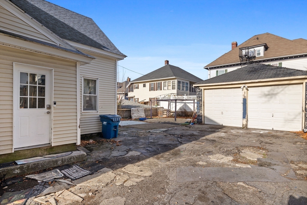 23 Summit Avenue Lawrence, MA 01841 - Photo 25 of 31