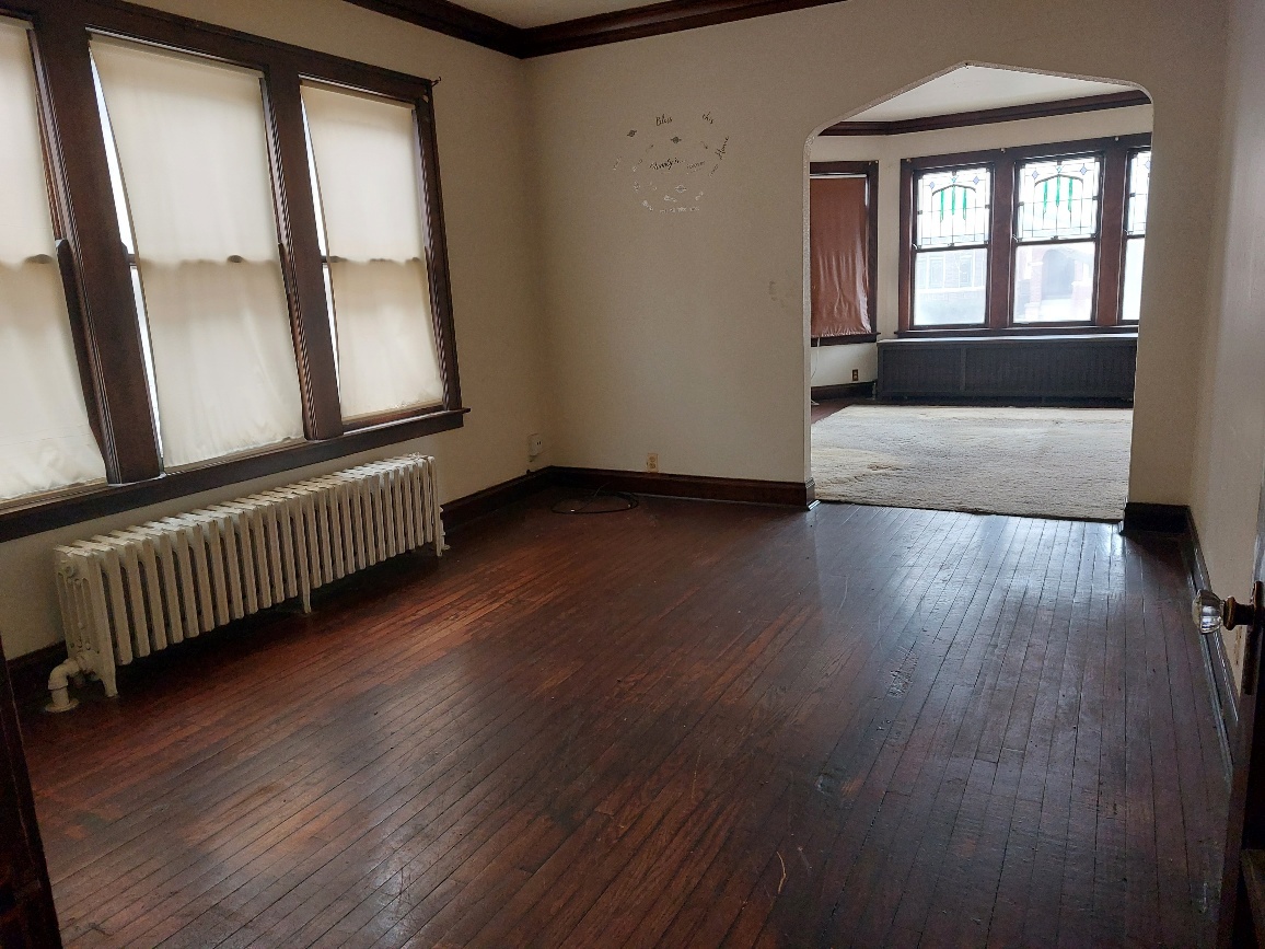 9217 South Racine Avenue Chicago, IL 60620 - Photo 4 of 15 Gallery Image 4