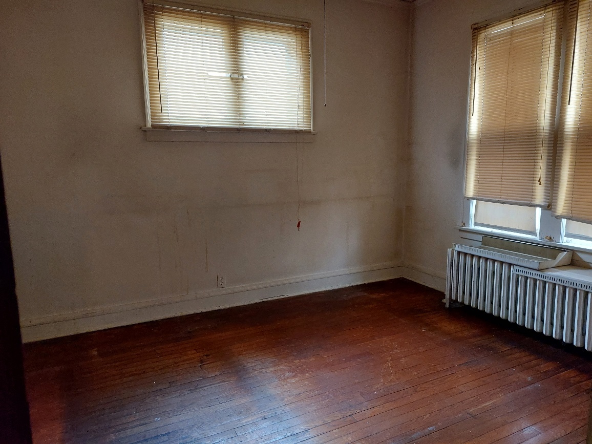 9217 South Racine Avenue Chicago, IL 60620 - Photo 8 of 15 Gallery Image 8