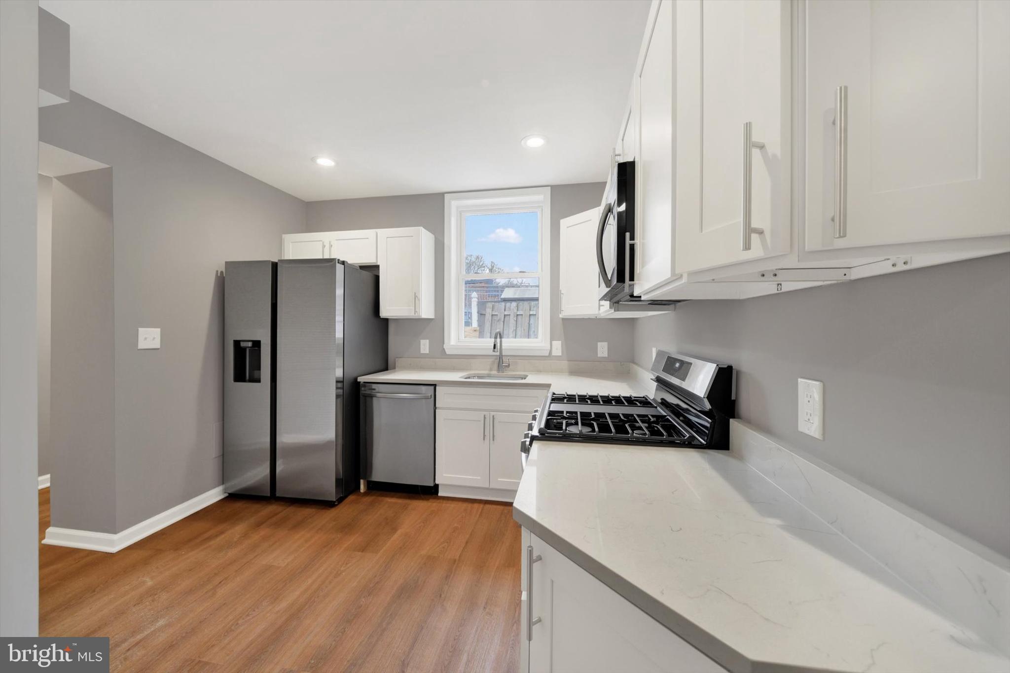 3506 Clipper Road Baltimore, MD 21211 - Photo 20 of 36 AMPLE STORAGE AND COUNTER SPACE