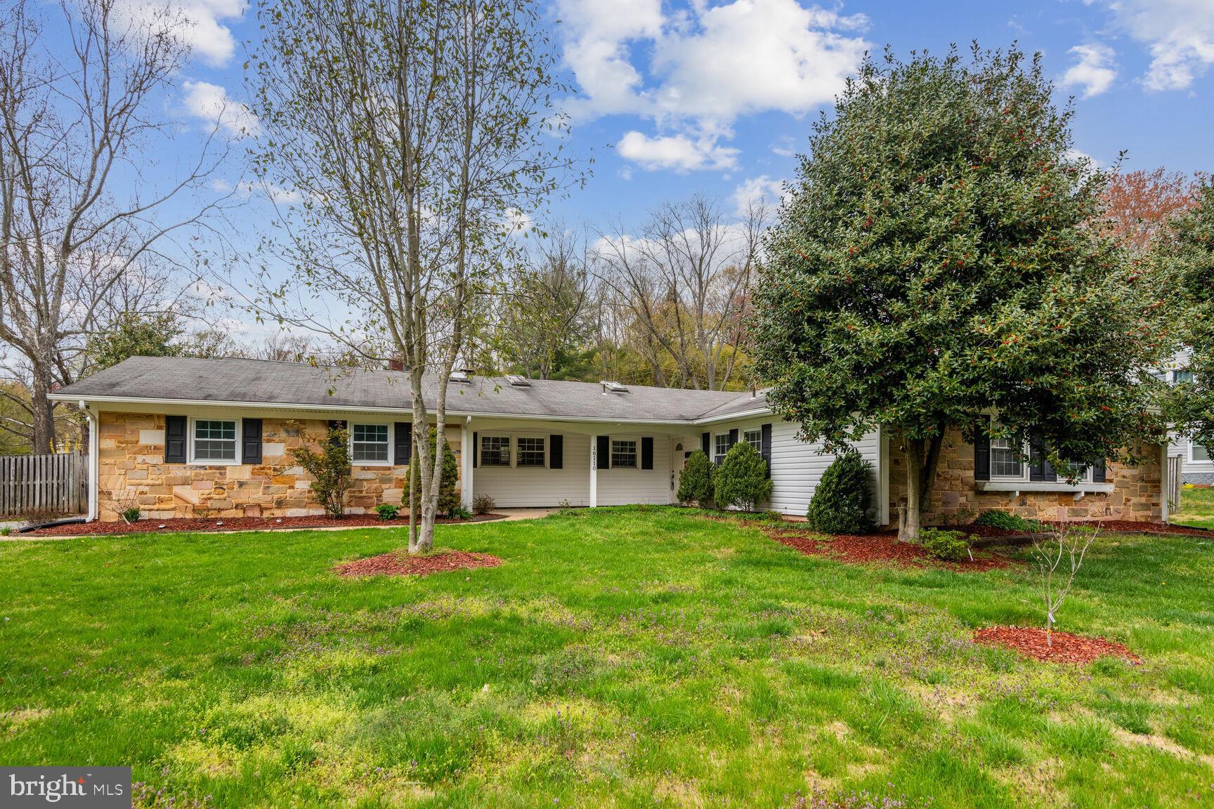 16110 Pointer Ridge Drive Bowie, MD 20716 - Photo 2 of 28