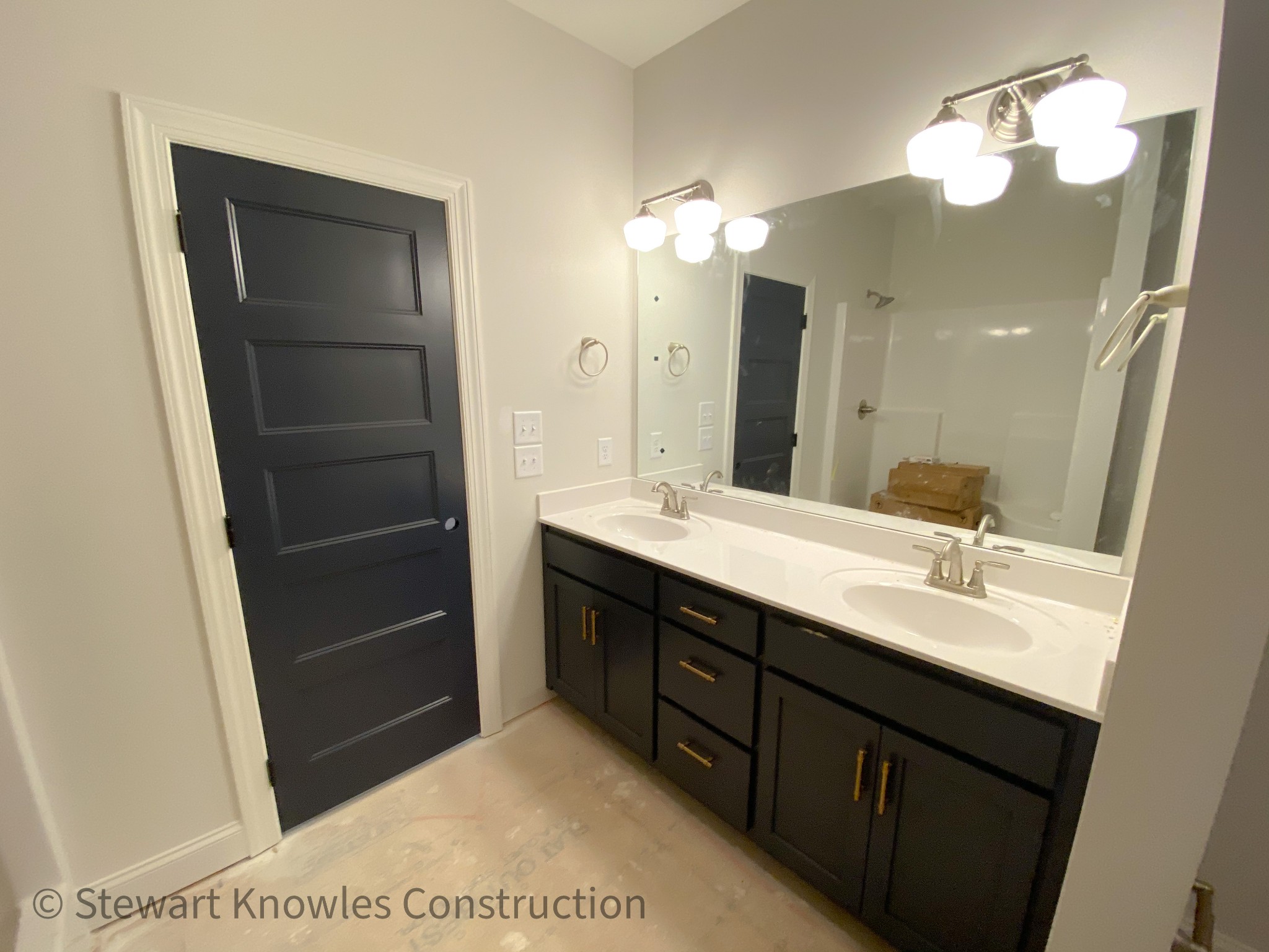 6700 Murfreesboro Road Lebanon, TN 37090 - Photo 12 of 16 a bathroom with a sink a vanity and a mirror
