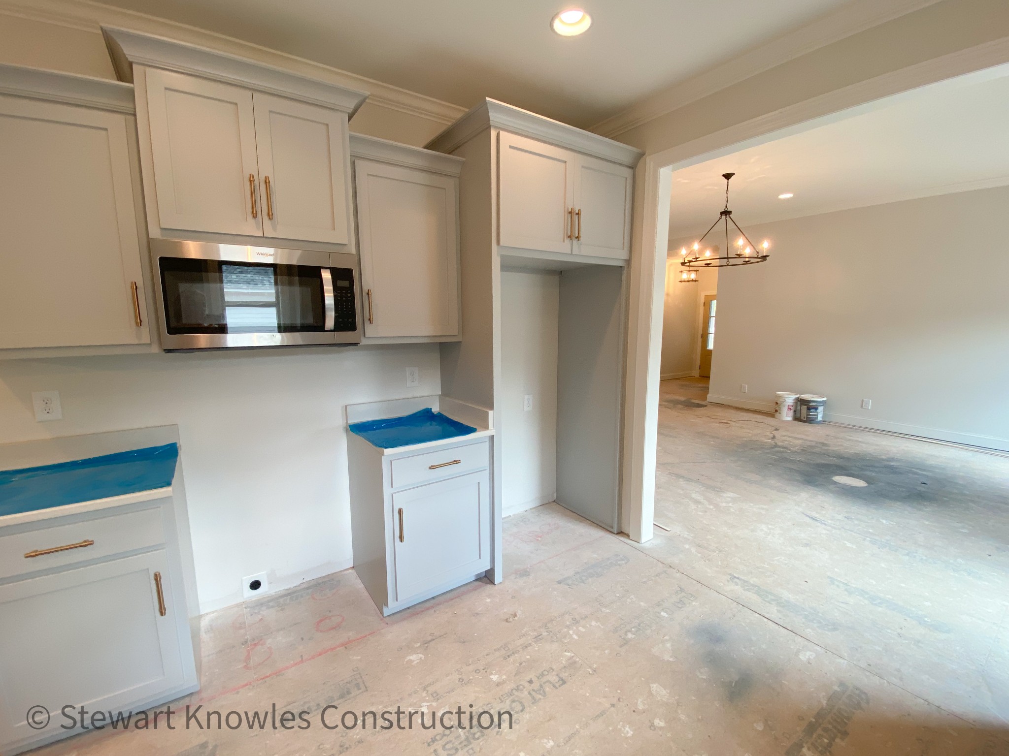 6700 Murfreesboro Road Lebanon, TN 37090 - Photo 9 of 16 a view of a kitchen with electric appliances