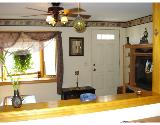 142 Treetop Avenue Springfield, MA 01118 - Photo 17 of 30 Gallery Image 17