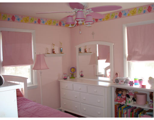 142 Treetop Avenue Springfield, MA 01118 - Photo 23 of 30 Gallery Image 23