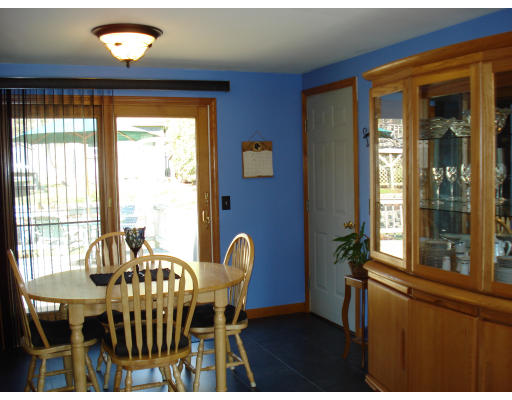 142 Treetop Avenue Springfield, MA 01118 - Photo 9 of 30 Gallery Image 9
