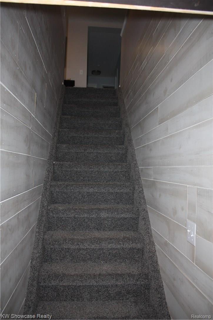 6220 Atlas Road Grand Blanc, MI 48439 - Photo 34 of 51 IMG_7838.JPG