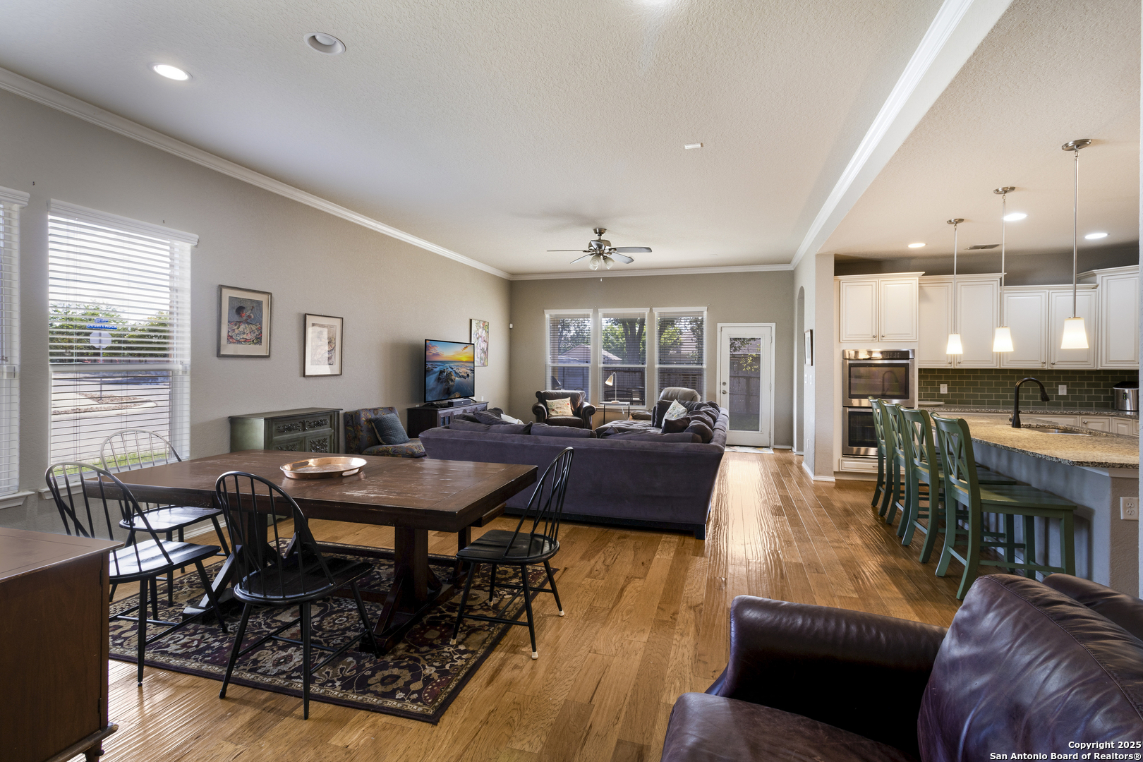 10858 Red Sage Helotes, TX 78023 - Photo 4 of 31