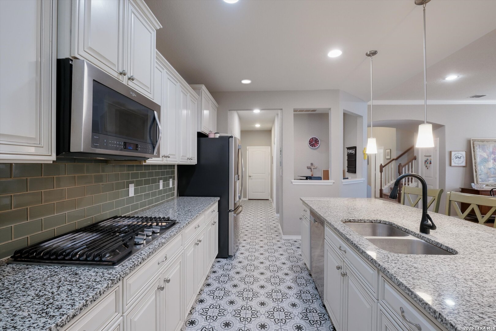 10858 Red Sage Helotes, TX 78023 - Photo 6 of 31