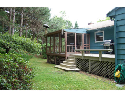 10 Rockpoint Road Southborough, MA 01772 - Photo 11 of 20 Gallery Image 11