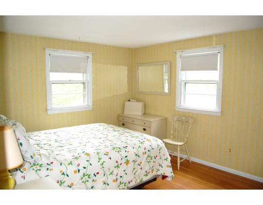 10 Rockpoint Road Southborough, MA 01772 - Photo 9 of 20 Gallery Image 9