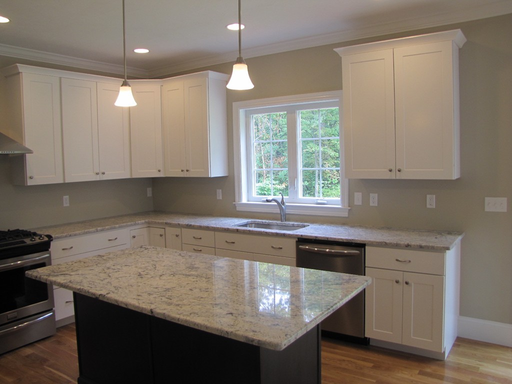 30 Jordan Road Holden, MA 01520 - Photo 3 of 27 Gallery Image 3