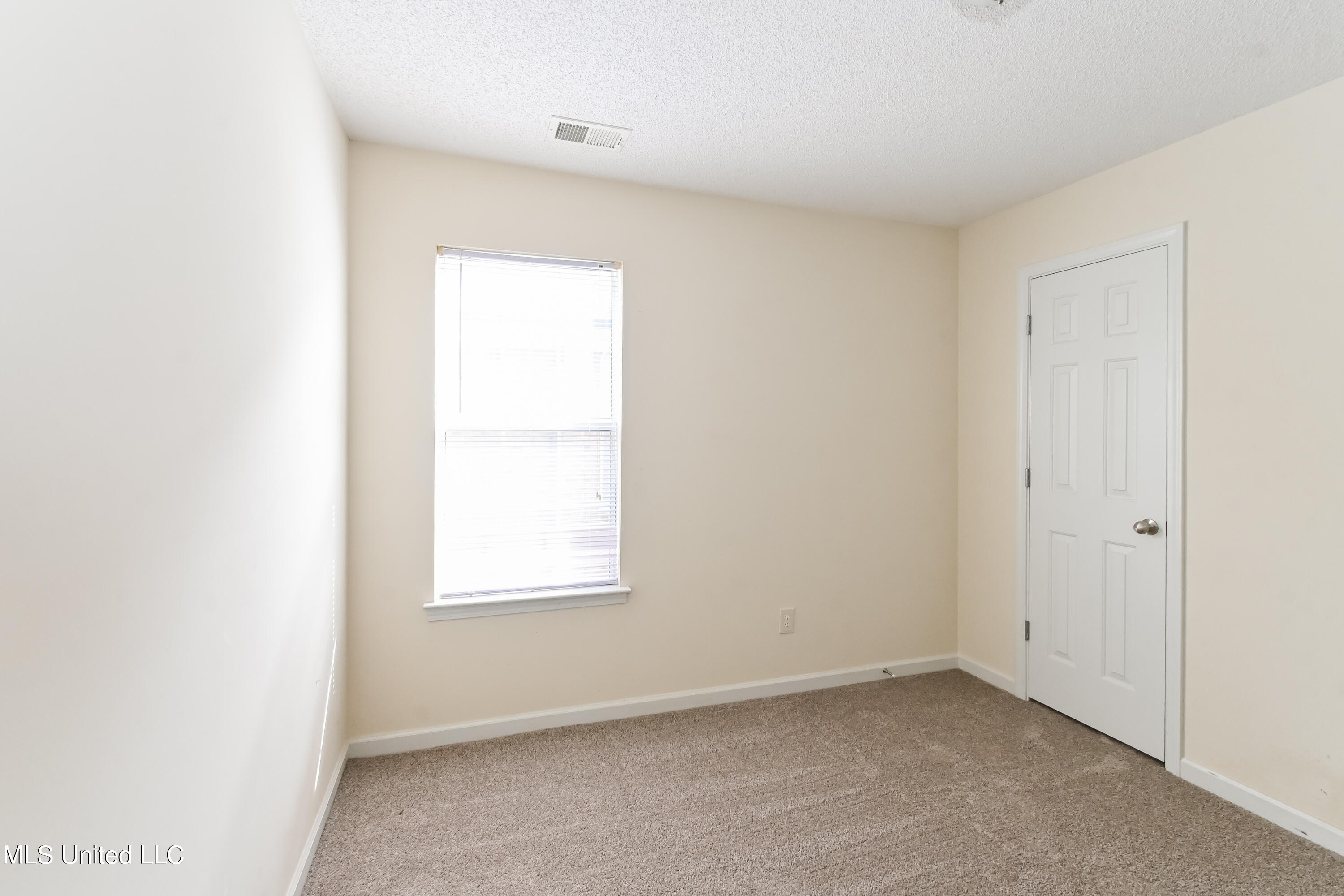 9959 Stage Run Drive Olive Branch, MS 38654 - Photo 11 of 15 026-photo-bedroom-13553129