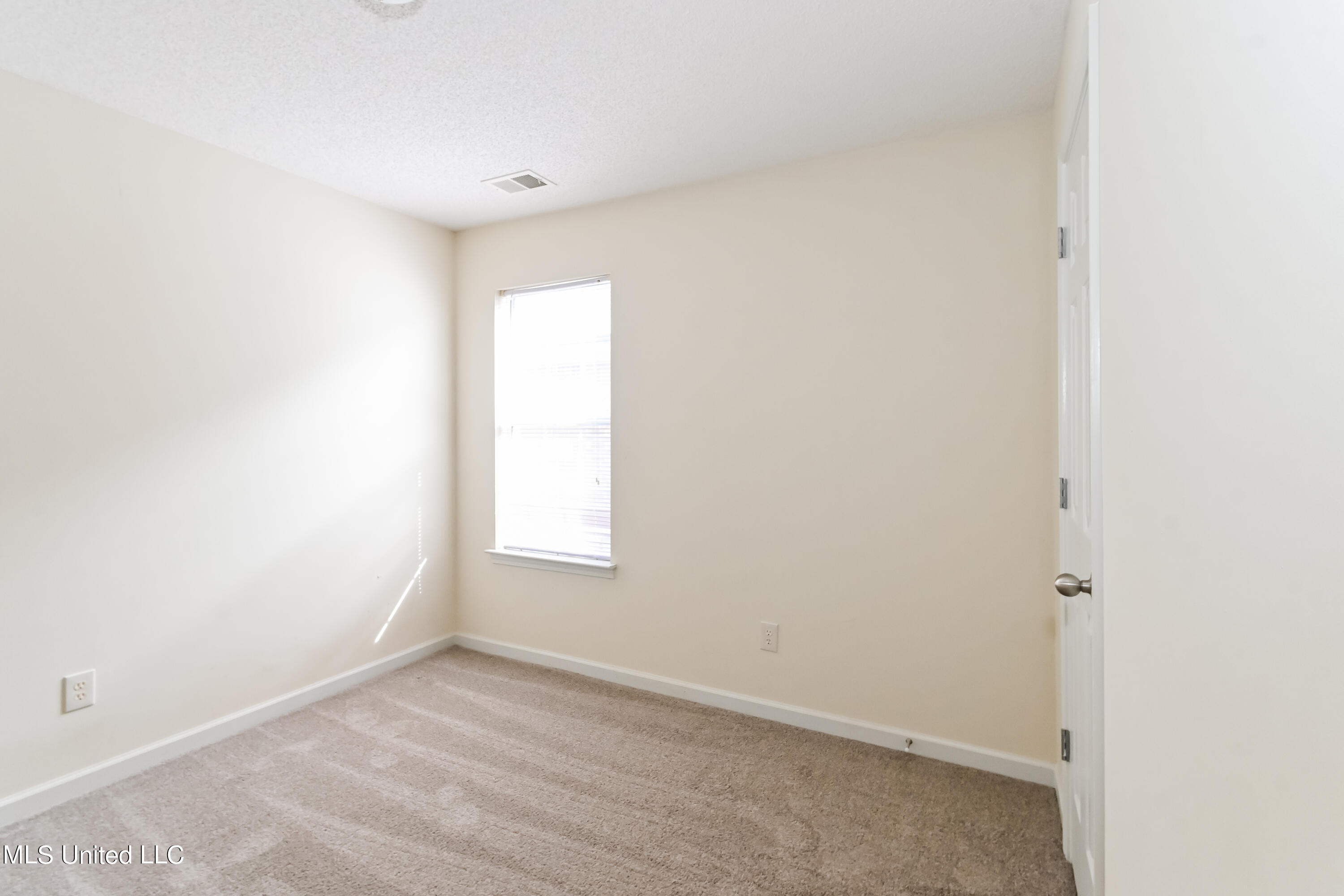 9959 Stage Run Drive Olive Branch, MS 38654 - Photo 13 of 15 028-photo-bedroom-13553154