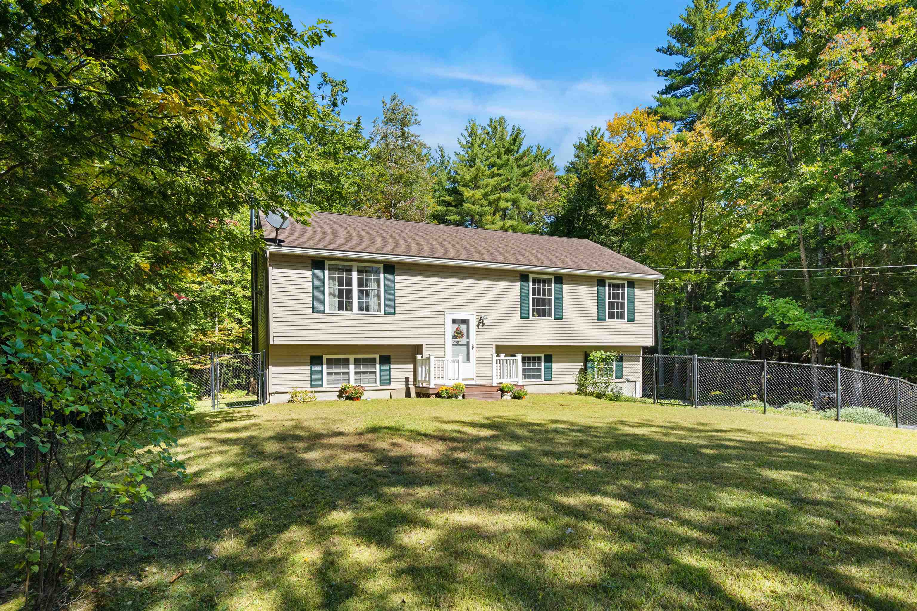91 Carriage Hill Road, Epsom, NH 03234 Compass