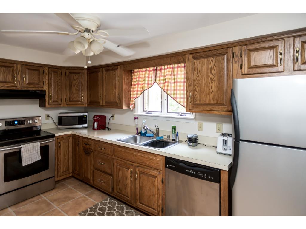 153 Coffin Road Epping, NH 03042 - Photo 3 of 14