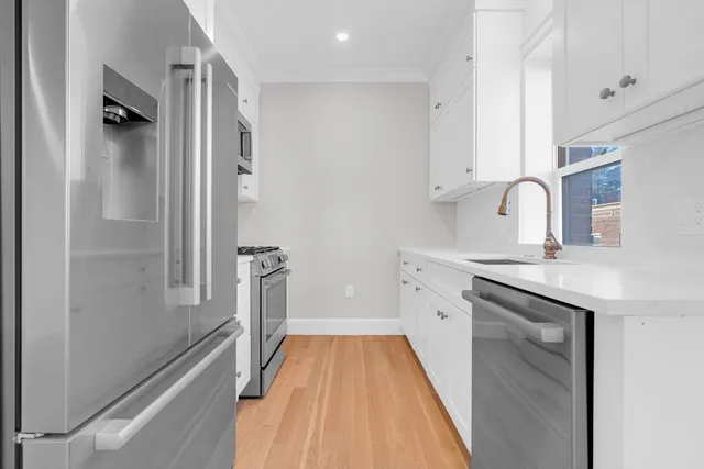 $7,000 | 1396 Beacon Street, Unit 3, Brookline, MA 02446