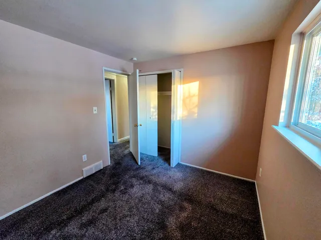 $178,500 | 15700 Oakbrook Street, Romulus, MI 48174