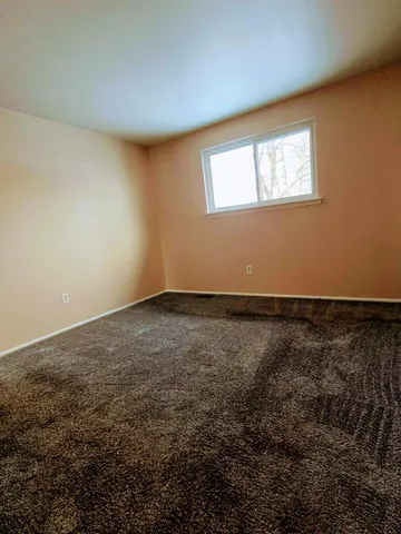 $178,500 | 15700 Oakbrook Street, Romulus, MI 48174