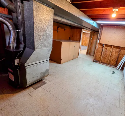 $178,500 | 15700 Oakbrook Street, Romulus, MI 48174