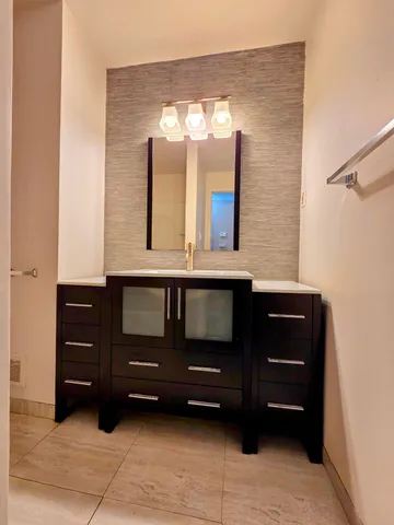 $178,500 | 15700 Oakbrook Street, Romulus, MI 48174