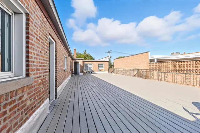 $1,299 | 3302 North Harlem Avenue, Unit 4, Chicago, IL 60634