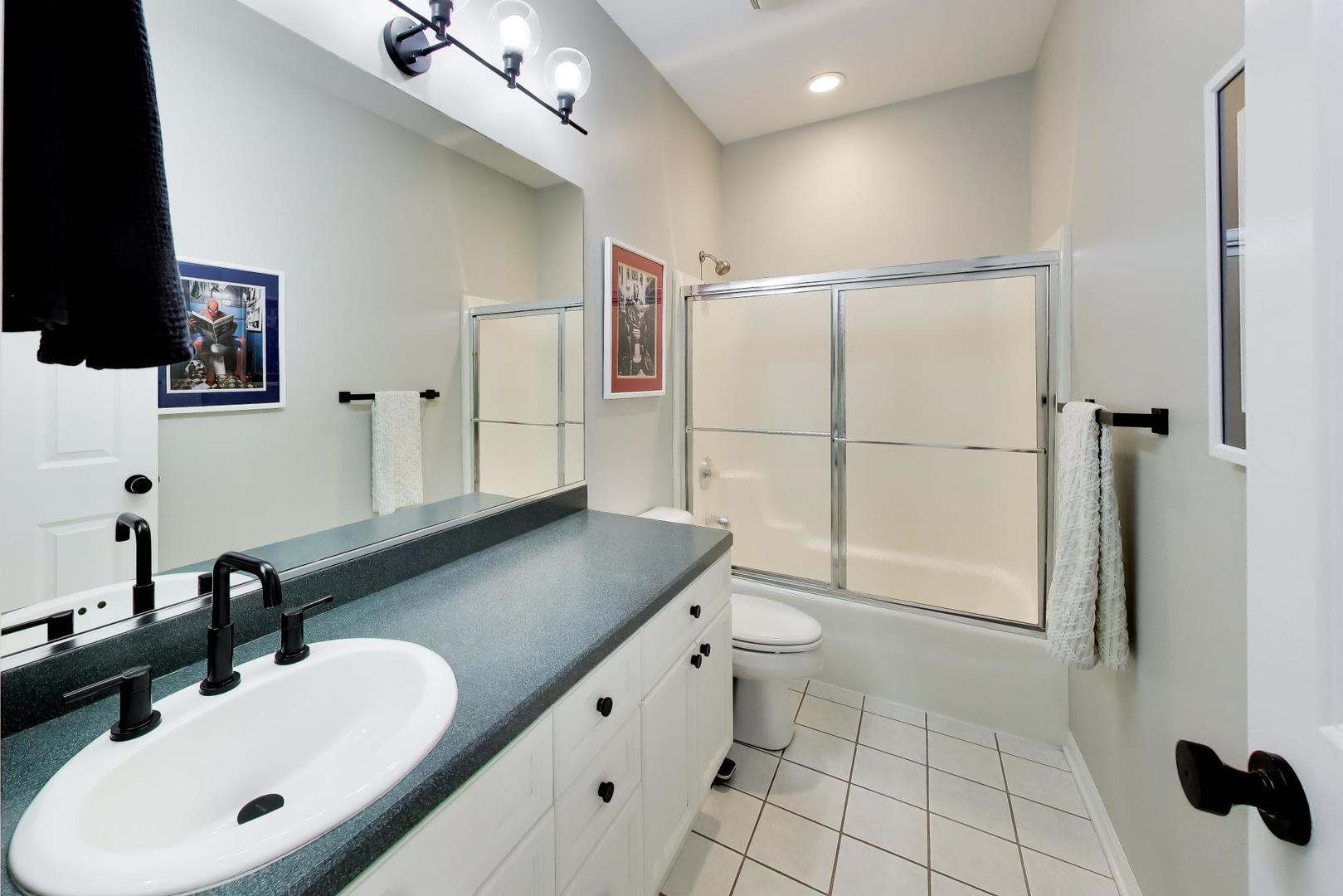 232 West Scott Street Chicago, IL 60610 - Photo 22 of 39 a bathroom with a sink toilet and shower