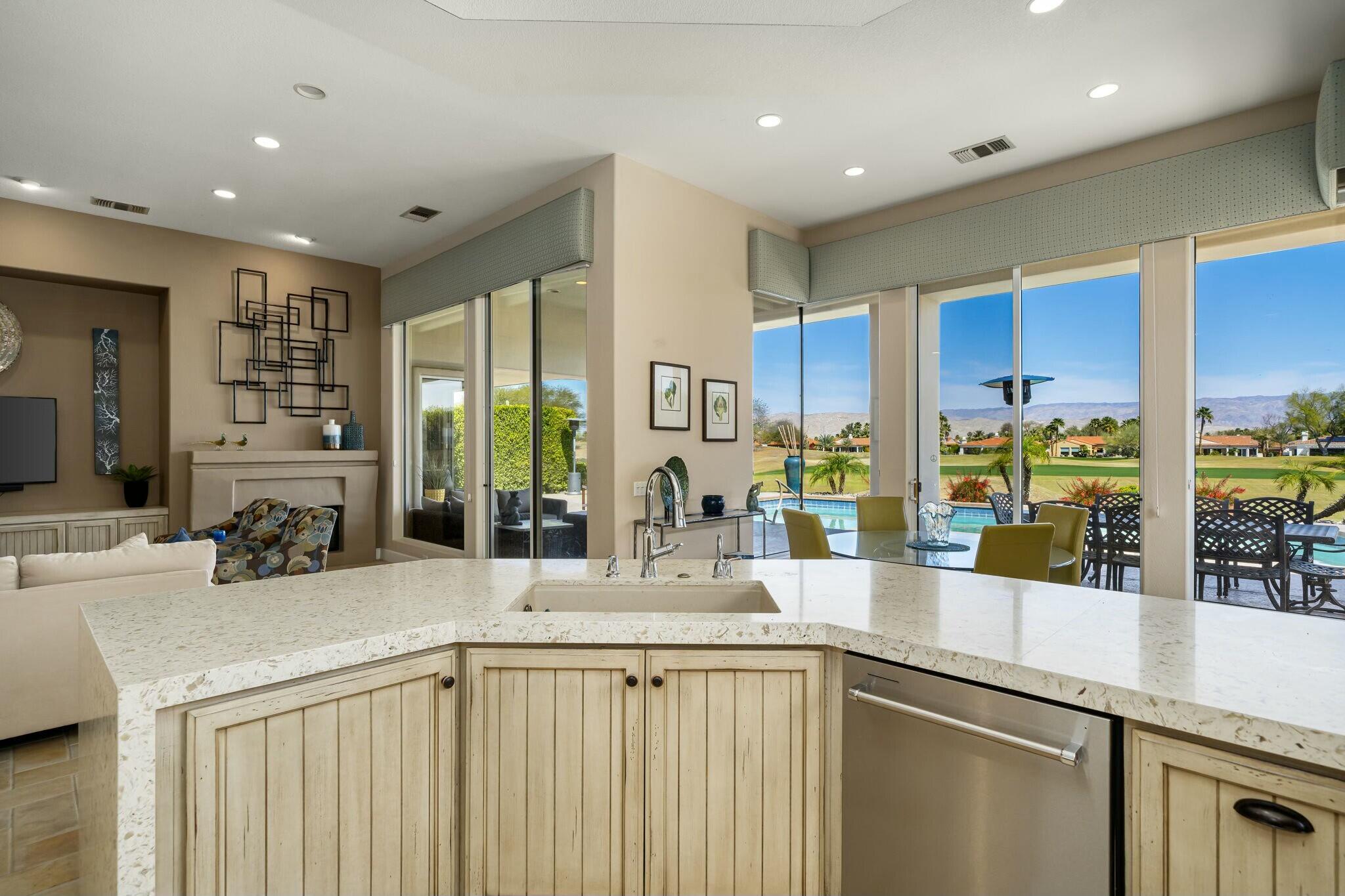 126 Loch Lomond Road Rancho Mirage, CA 92270 - Photo 21 of 40 tempImageMrDkWV