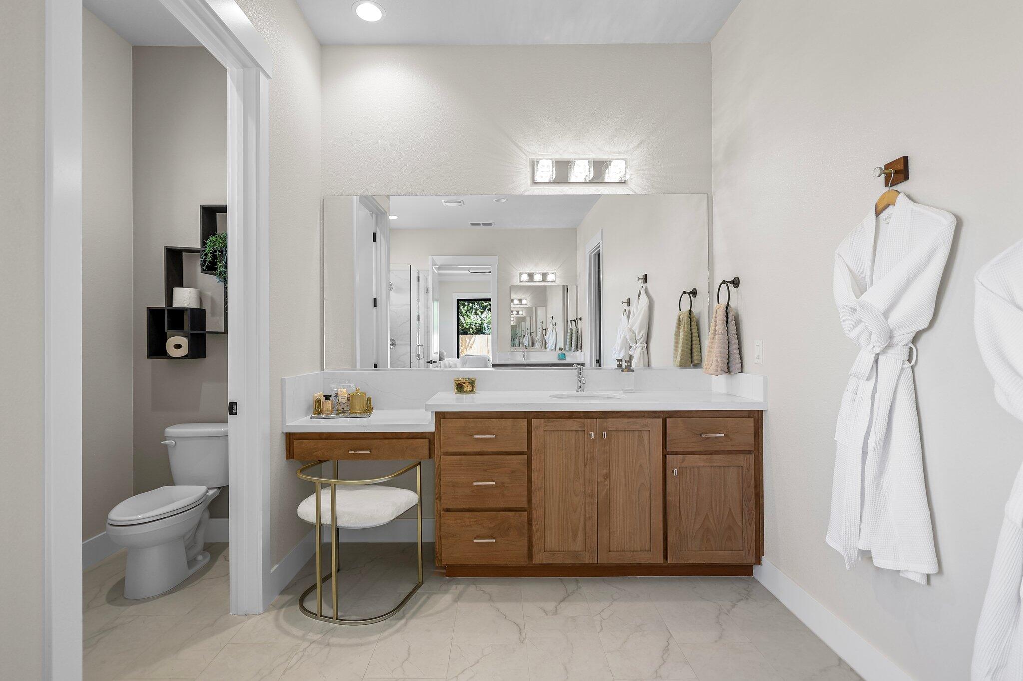 2876 River Mist Walk Redding, CA 96001 - Photo 19 of 40 15-web-or-mls-8Q0A5512