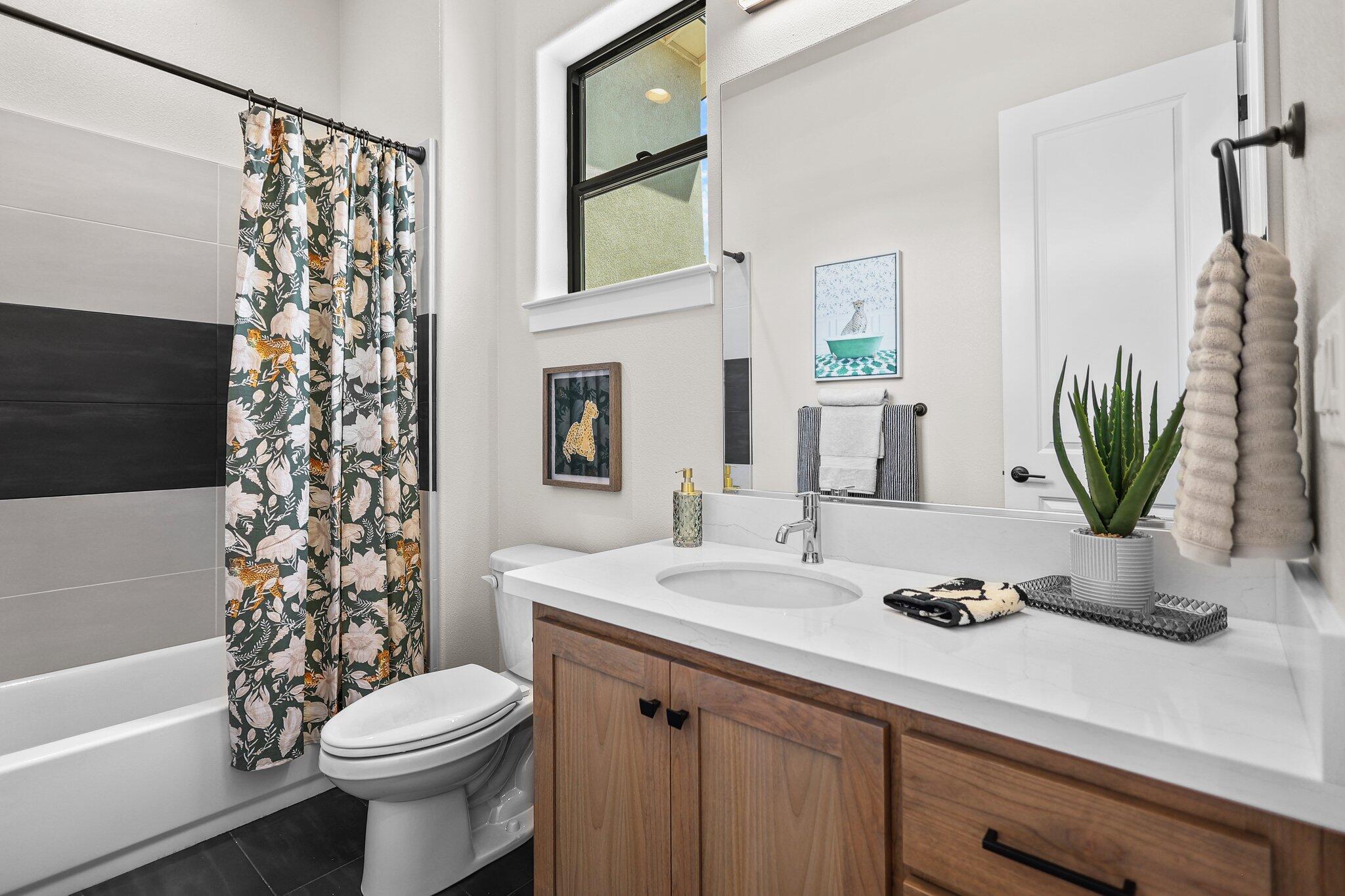 2876 River Mist Walk Redding, CA 96001 - Photo 24 of 40 22-web-or-mls-8Q0A5597