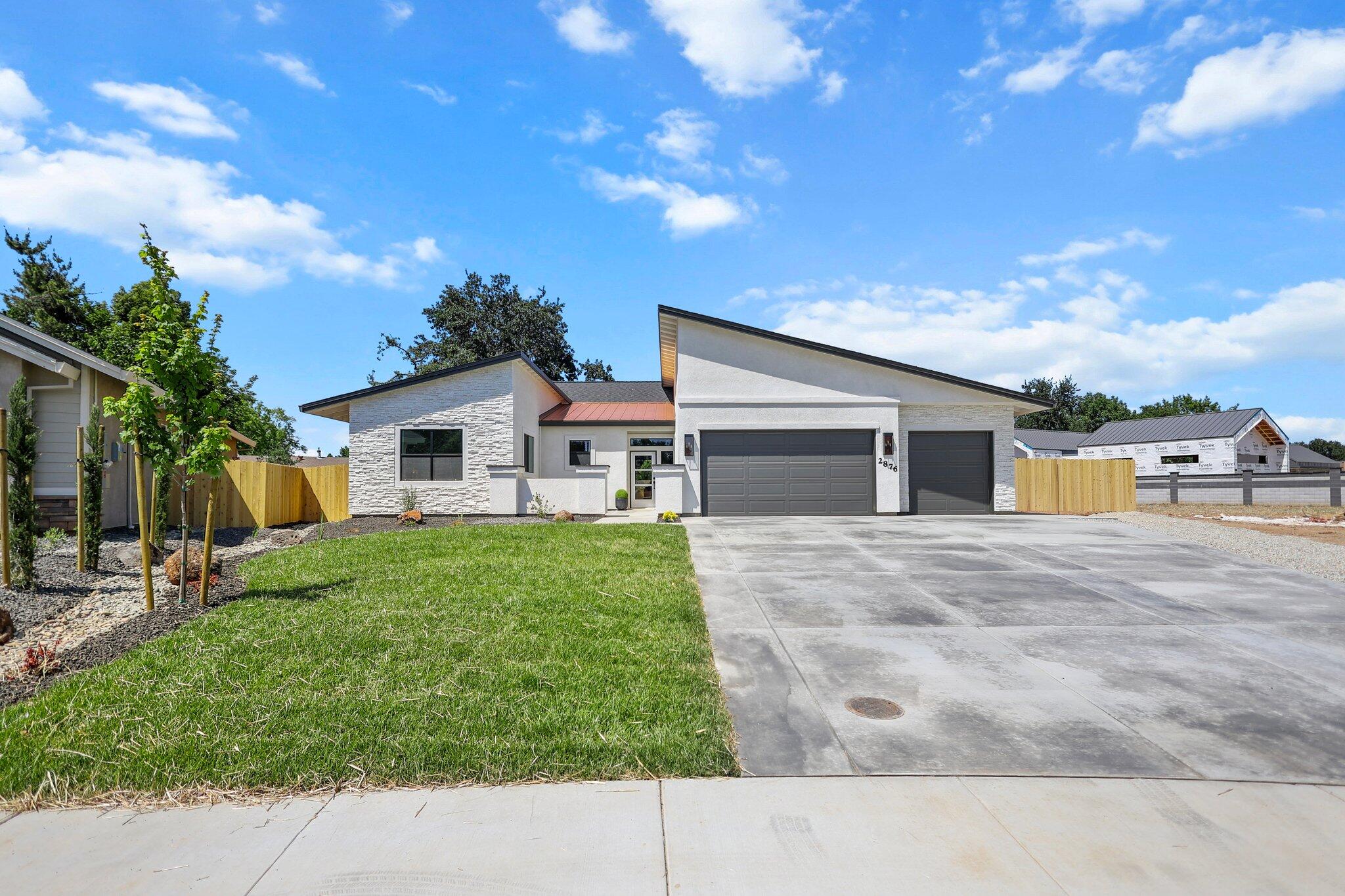 2876 River Mist Walk Redding, CA 96001 - Photo 39 of 40 44-web-or-mls-8Q0A5792