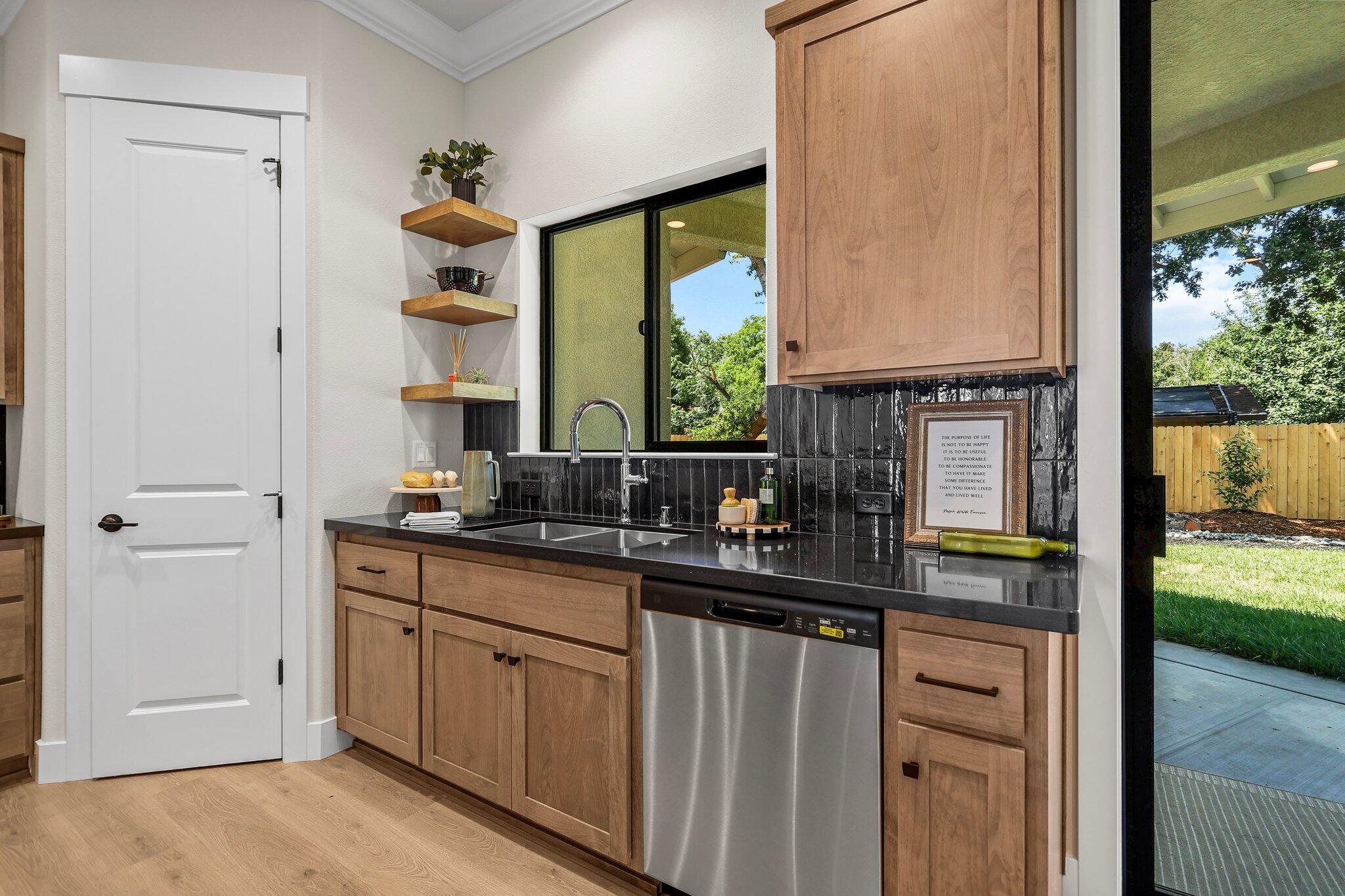 2876 River Mist Walk Redding, CA 96001 - Photo 8 of 40 6-web-or-mls-8Q0A5417