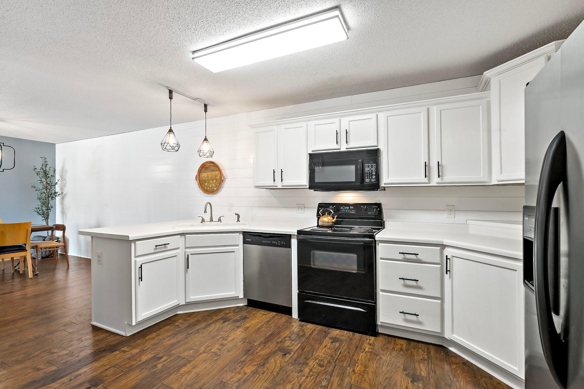 2213 Holly Curve Hudson, WI 54016 - Photo 11 of 33