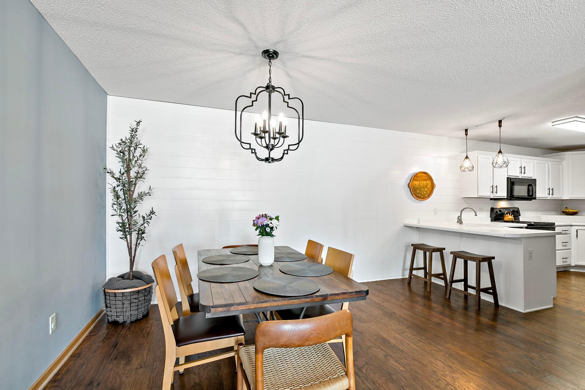 2213 Holly Curve Hudson, WI 54016 - Photo 6 of 33