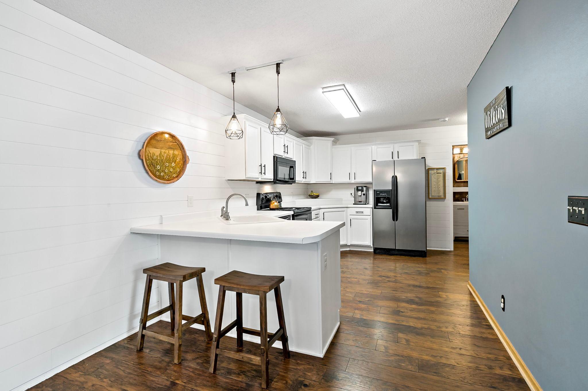 2213 Holly Curve Hudson, WI 54016 - Photo 9 of 33