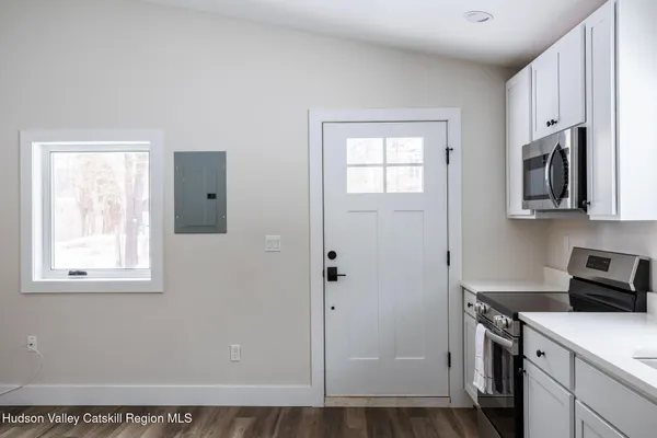 $2,250 | 3004 West Church Street, Unit COTTAGE, Pine Plains, NY 12567