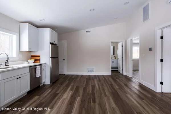 $2,250 | 3004 West Church Street, Unit COTTAGE, Pine Plains, NY 12567