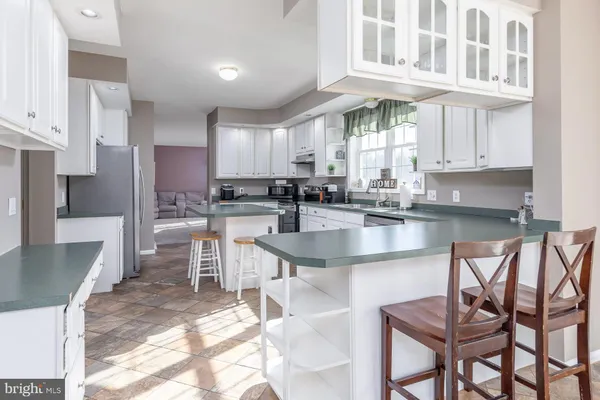 $725,000 | 29 Three Bridge Road, Monroeville, NJ 08343