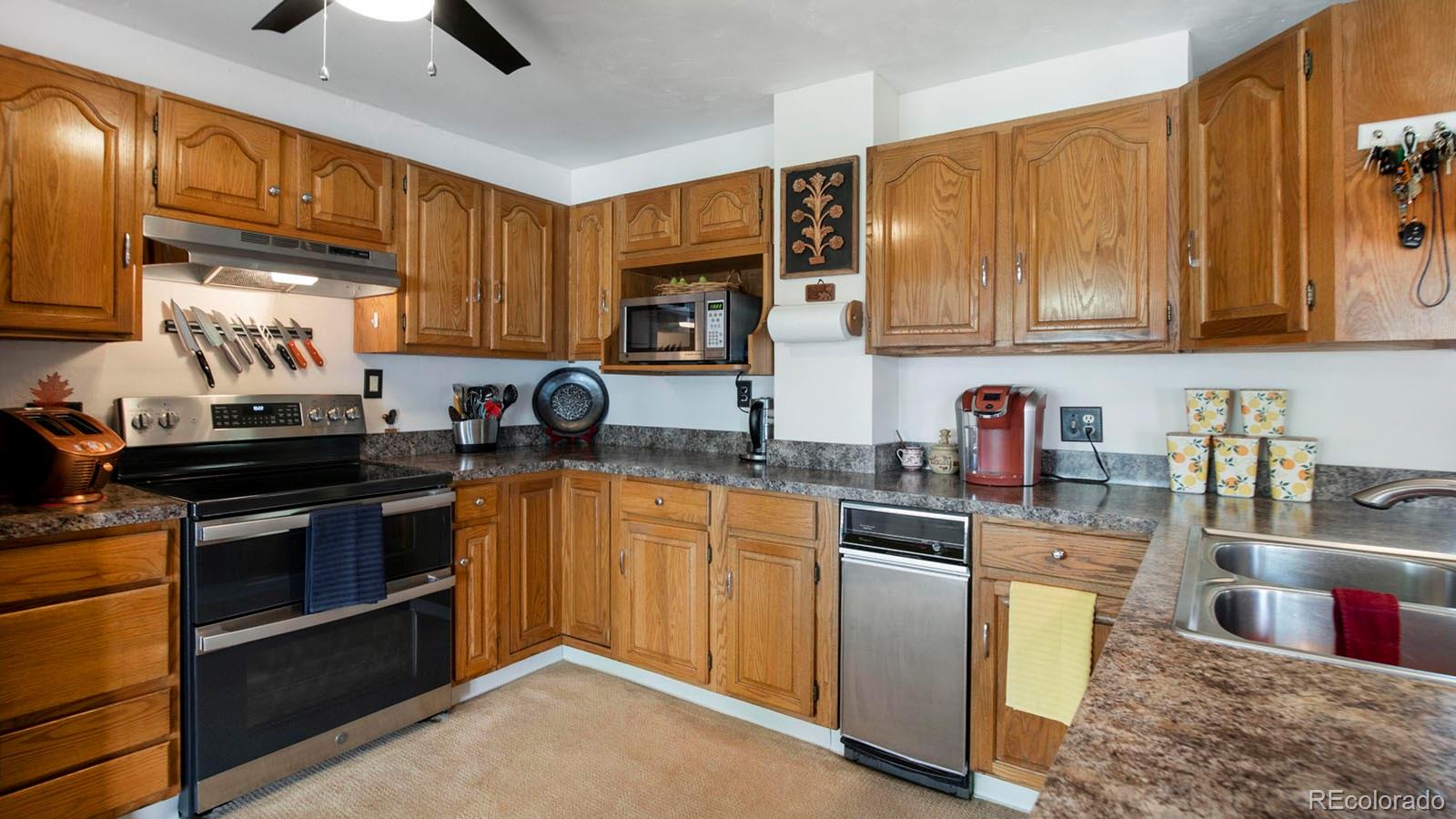 3921 Miller Court Wheat Ridge, CO 80033 - Photo 11 of 35 Gallery Image 11